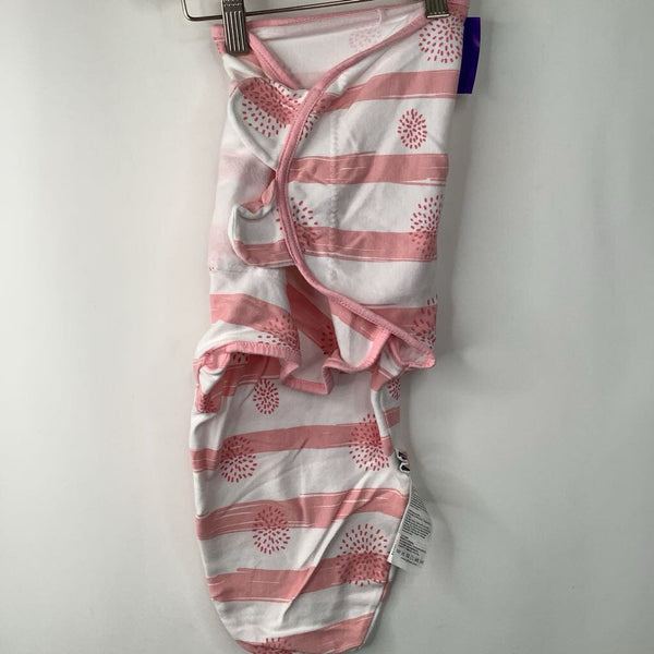 Size S: Gllquen White/Pink Striped Swaddle