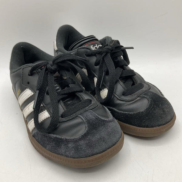 Size 1Y: Adidas Black/White Lace Up Sneakers