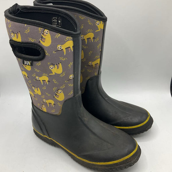 Size 4Y: Black/Brown Sloth Print Insulated Rain Boots - REDUCED