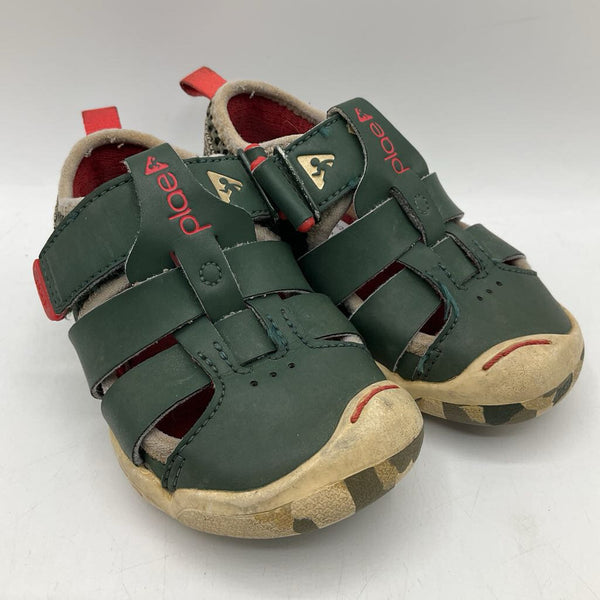 Size 6: Plae Green/Red Velcro Strap Shoes