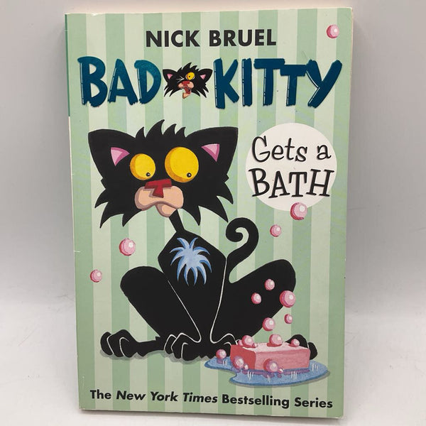 Bad Kitty Gets A Bath (paperback)