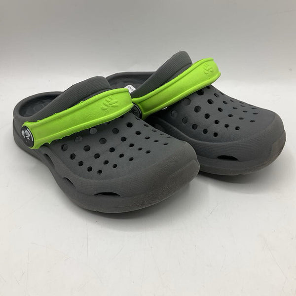 Size 8: Joybees Grey/Green Adjustable Strap Sandals