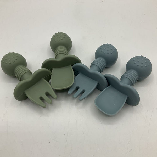 Assorted Paci's & Teethers 4pc