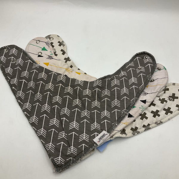 Matimati Plush 3pc Drool Bibs