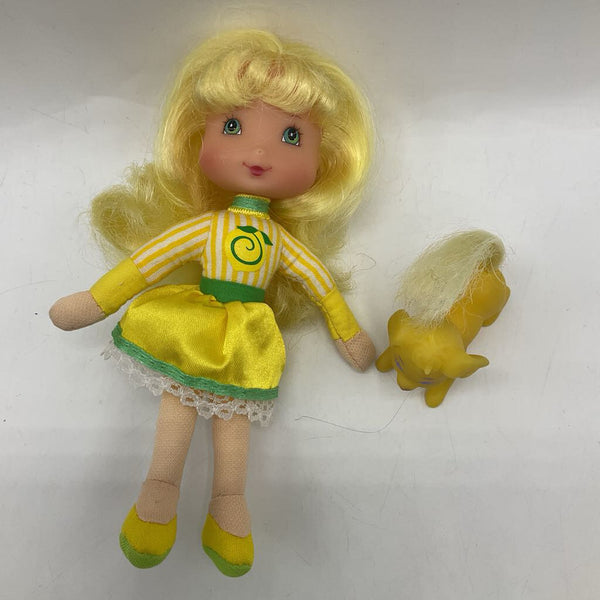 lemon doll in yellow dress w/dog