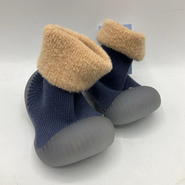 Size 8-24m: Navy Slip-On Slipper Socks