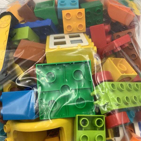 2 Gallon Bag Of Assorted Duplos