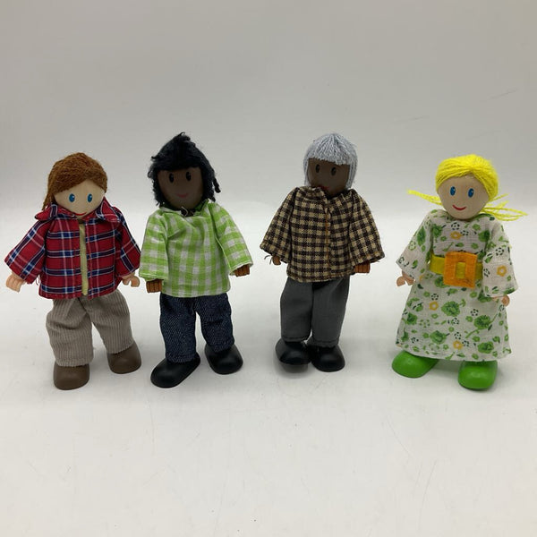 Bag Of 4pc Assorted Wooden Dolls