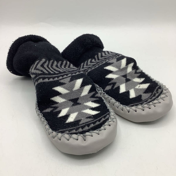 Size 0-3m: Black/Grey Soft Soled Booties