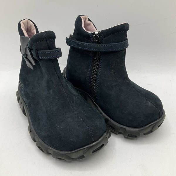 Size 5 (20): Mod 8 Black Zip-Up Boots