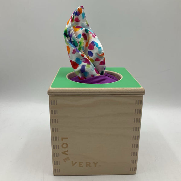 Lovevery Magic Tissue Box