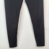 Size M: Isabel Black Leggings