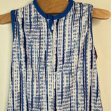 Size L: Swaddle Me Blue/White Patterned Sleepsack