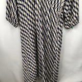Size XL: Angel Maternity Blue/White Patterned Long Sleeve Dress
