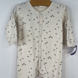 Size 6-12m: Quincy Mae White Grey Stars 1pc Footy PJs