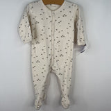 Size 6-12m: Quincy Mae White Grey Stars 1pc Footy PJs