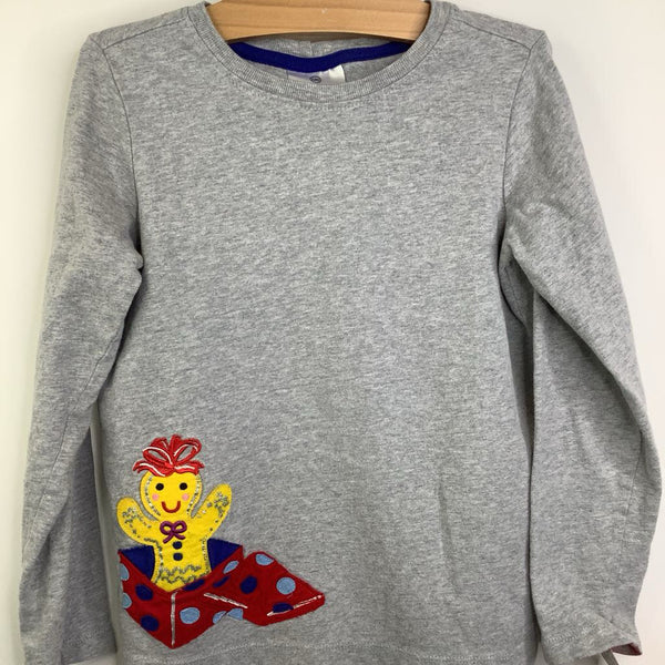 Size 6-7: Hanna Andersson Light Grey w/ Gingerbread Man Coming Out of Present Patch Long Sleeve T