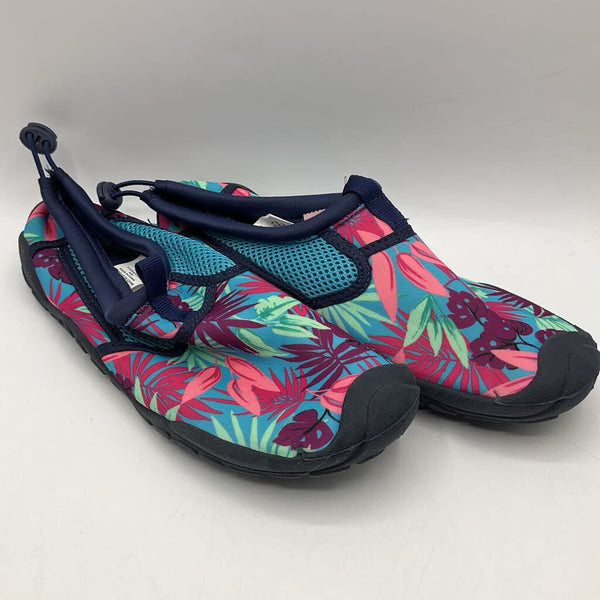 Size 7Y: Lands' End Blue w/ Tropical Flowers Water Shoes