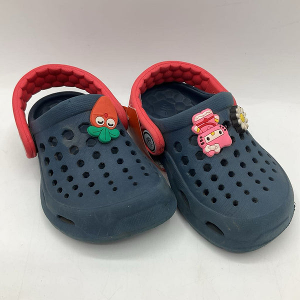 Size 4: Joybees Navy Blue Sandals